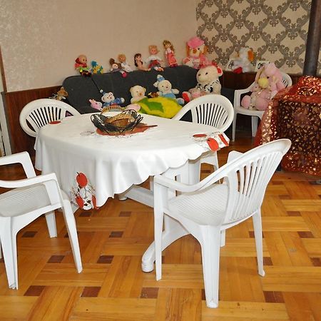 Guest House Cico Telavi Dış mekan fotoğraf